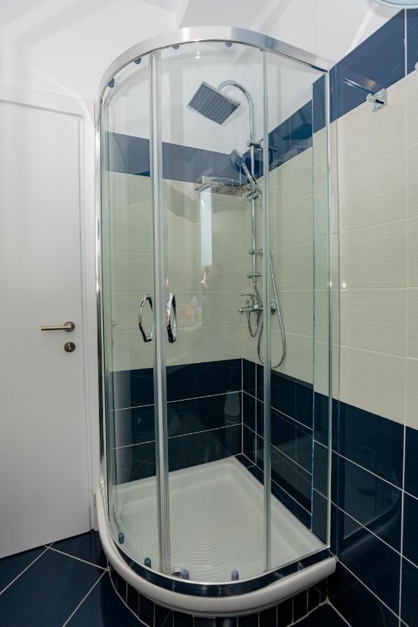 Holiday House Solemare โอริคูม ภายนอก รูปภาพ