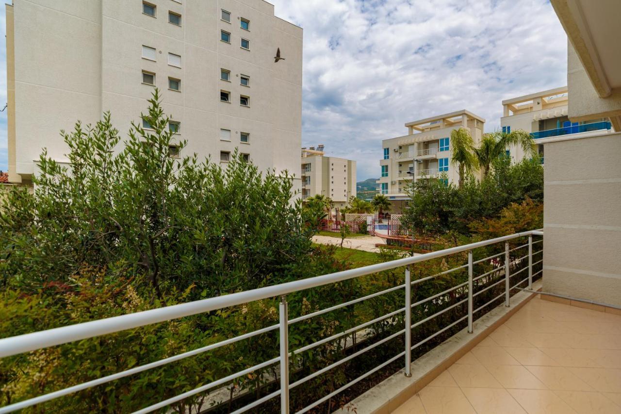 Holiday House Solemare โอริคูม ภายนอก รูปภาพ